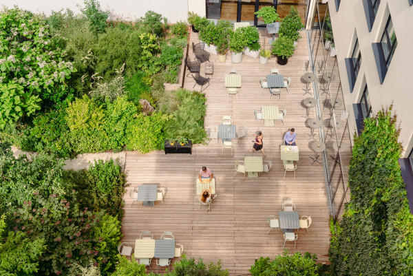 Schani's garden, a green oasis in the middle of the city from the bird's eye view